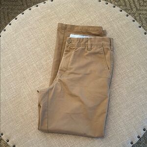 Izod Tan Chinos Classic Cotton Twill